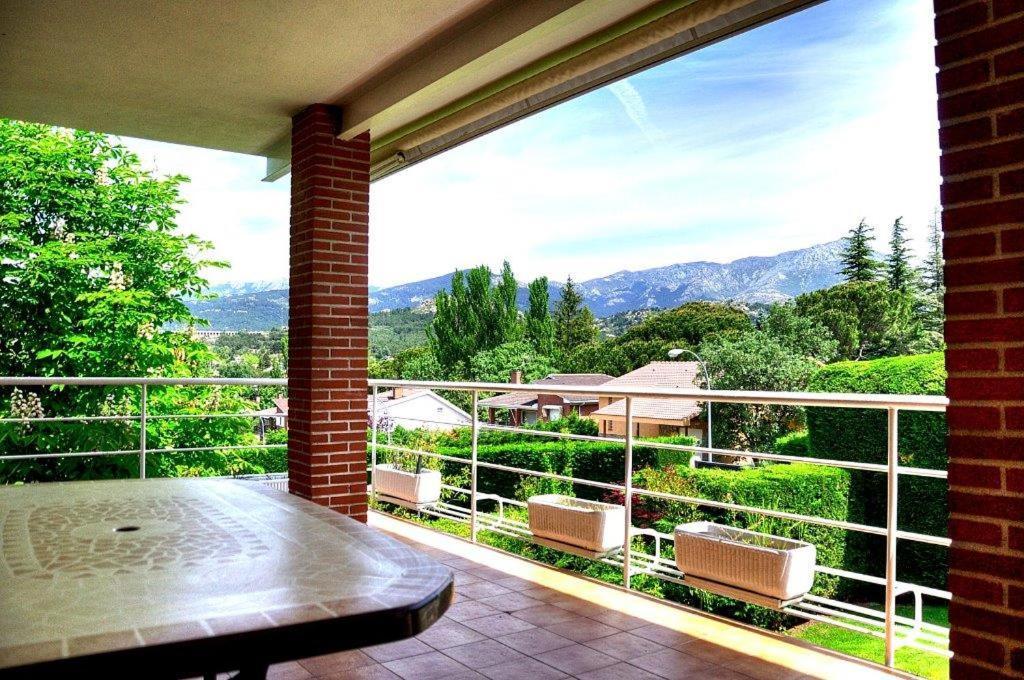 Casa Bellavista Becerril Villa Becerril de la Sierra Buitenkant foto